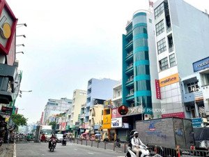 mặt tiền dương bá trạc - lô góc 2 căn - 12.x cơ sở