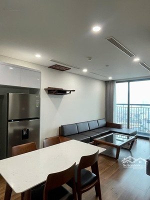 giá tốt!!!cho thuê căn hộ 2n2vs 70m full đồ đẹp chung cư mipec giá chỉ 20tr giá tốt nhất thị trường