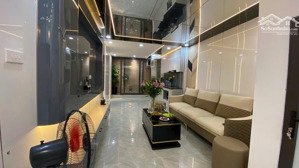 bán nhà la thành, giảng võ, 30m ra phố, đẹp như khách sạn, 38m2, 4 tầng, gía 8.8 tỷ