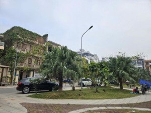 bán căn biệt thự 3 tầng công ty nhà khả lễ, dt 162m2, mt 10m hướng tn. giá 19.6 tỷ