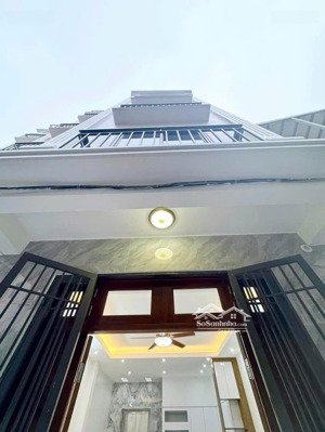 phạm văn đồng - ô tô lùi cửa - ccmn lô góc 3 mặt thoáng siêu đẹp, 9 phòng kk, dòng tiền 45tr/th