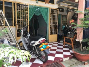 mặt tiền đường số, bán đất tặng nhà c4 gần phạm văn đồng, dt 145m2, giá chỉ 7.9 tỷ tl, ngang 8.3m