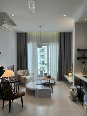 cần bán cc xigrant court dt 110m2 3pn 3wc ntcb giá 8,25 tỷ nhà đẹp lh hân