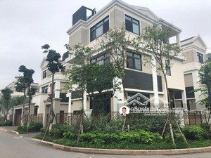 chủ bán gấp căn biệt thự đẹp nhất starlake tây hồ tây 220m2 mt10m 4 tầng nhỉnh 140 tỷ