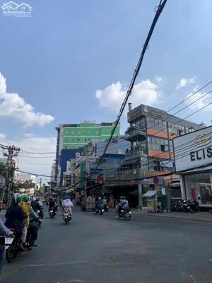 Bán nhà 449B Lê Quang Định 225 triệu/m2 DT 7.5x32 CN246mét nở hậu 10mét