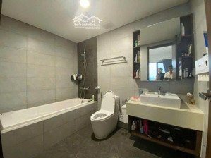 cần bán căn panorama 99m2 3pn/2wc view sông giá 5.9 tỷ có nội thất lh: minh thanh