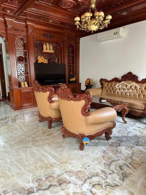 chính chủ cần bán biệt thự đường số 8 khu cityland emart, dt: 9m x 20m. hoàn thiện gỗ đỏ