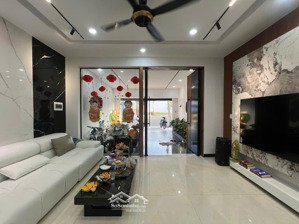 nhà nha trang 8,5 tỷ khu đô thị an ninh, lịch sự. 3pn4wc kết cấu 1 trệt 2 lầu 1 tum.