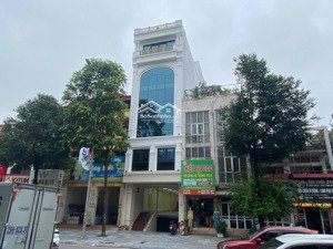 cho thuê toà nhà mặt phố quang trung 165m2, 7 tầng 1 hầm, thông sàn, thang máy, giá 120tr bao vat