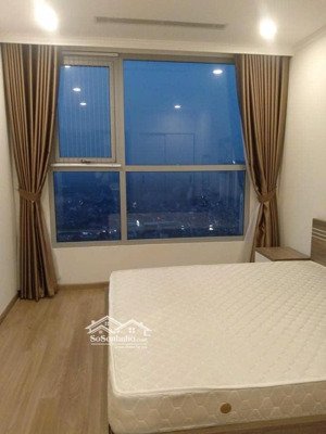 chính chủ muốn bán vinhomes gardenia 1pn 4,9 tỷ. lh: 