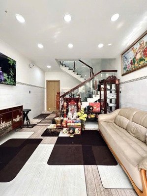 nhà hẻm 71 - điện biên phủ p15 - bình thạnh kế bên quận 1