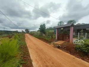 tôi chính chủ cần bán đất mặt hồ khu nghỉ dưỡng làm homestay đẹp.