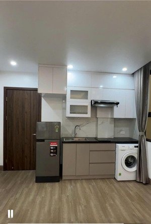 cc mini 50m2 ở hoàng hoa thám full nội thất, 5 phút ra hồ tây, giá chỉ 6,5tr/t