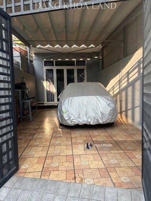 quá rẻ - nhà 2 tầng mặt tiền - ngay tô ngọc vân - dt : 97m2 giá 6,9 tỷ -ngang 4,6m - 4pn