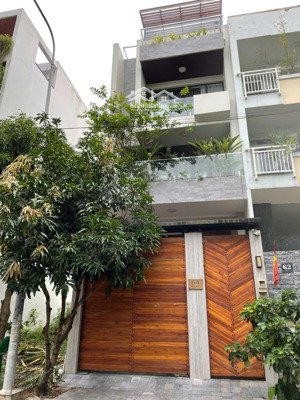 cần bán nhà đẹp mặt tiền đường ngay bát nàn ủy ban nhân dân quận 2. 5mx20.5m, hầm 4 tầng. chỉ 24 tỷ