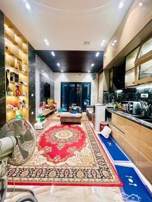 nhà đẹp tây hồ - full nội thất - 5 tầng thang máy - gần phố - 9.5 tỷ