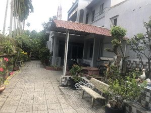cho thuê nhà 1 lầu 250m2 ngay ngã 4 ga phường thạnh lộc quận 12