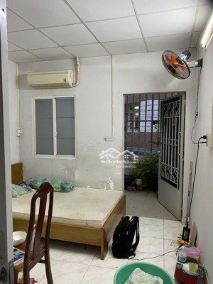 cho thuê nhà hẻm 6m(xt) tô hiến thành, p.13, q.10 giá 18tr