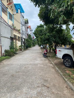đất trung tâm trâu quỳ, gia lâm, diện tích: 57.6m2. giá 9,2 tỷ