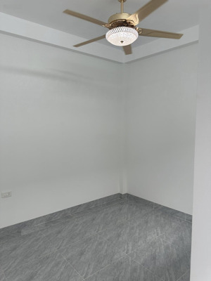 chính chủ gủi bán mấy căn thôn chiền đức thượng, chỉ xách vali đến ở. đường oto tránh gần đường 32