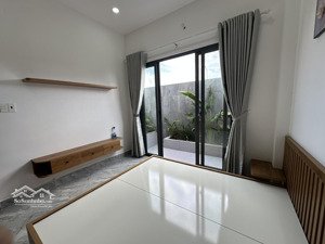 bán nhà the sol city dt 80m2 1 trệt 2 lầu. fuyll nội thất cao cấp giá chỉ 4,5 tỷ.