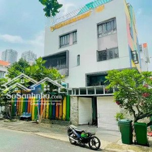 bán biệt thự himlam quận 7 , 4 tầng ngang 20 x 20m diện tích 400m2 vuông vức giá siêu hời