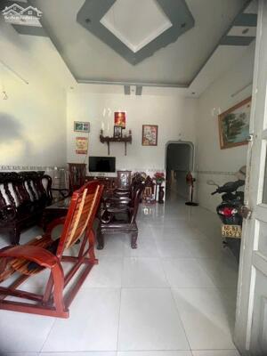 BÁN ĐẤT TẶNG NHÀ CẤP 4 An Phú - Tp Hồ Chí Minh