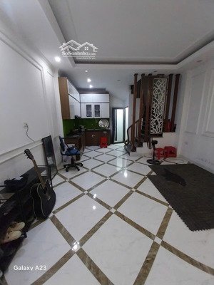 cần bán gấp nhà riêng ngõ 268 ngọc hồi hoàng mai , 30m2, 4pn, đồ cơ bản, 5,28 tỷ