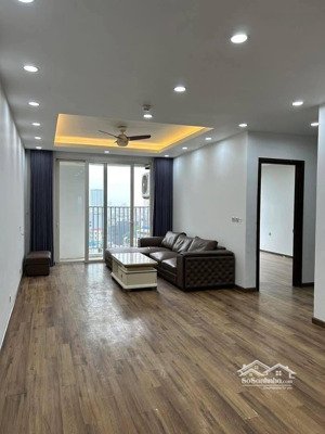 bán căn hộ ct36 xuân la -cc bộ quốc phòng 2pn 2vs sẵn sổ đỏ ,nhận nhà về ở ngay