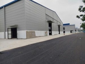 cho thuê nhà xưởng 1000m2 đến 4000m vuông khung xưởng zamil chắc chắn cao 12m có pccc đầy đủ