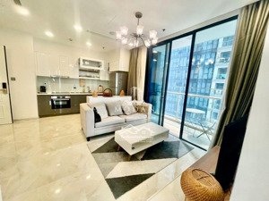 chính chủ bán căn hộ 2pn vinhomes golden river 61m2, sổ hồng cầm tay. giá 11.8 tỷ all-in