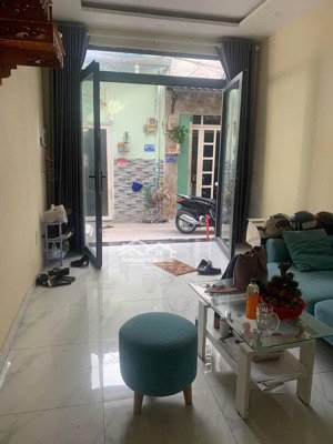 nhà 1 trệt 1 lầu huỳnh tấn phát, q7, 2pn, 2wc full nội thất