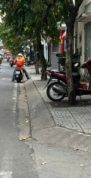 nhà ngang 10m x 4.3m - góc 2 mặt tiền đường ngô tất tố - p22 - bình thạnh - bán 11.5 tỷ