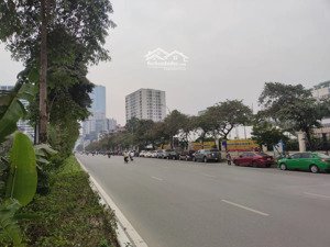 bán mảnh đất vàng còn sót lại mp kim mã 170m2 mt 7,5 m, 3 thoáng, sau ngõ ô tô 68 tỷ kd 100 tr/1