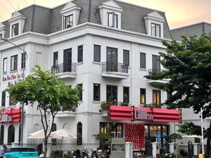 chủ nhà cần tiền bán gấp 170m2 đông nam, 29 tỷ giá cực chất