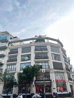 bán nhà góc 2 mặt tiền cách mạng tháng 8. dt 196m2 (7x28m), 6 tầng, hđt 200tr/th. giá 55 tỷ tl