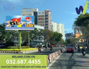 cần bán biệt thự sát biền tại đg hoàng hoa thám. tp vũng tàu dt 181m2 vuông vức (n 12m) hướng ttt.