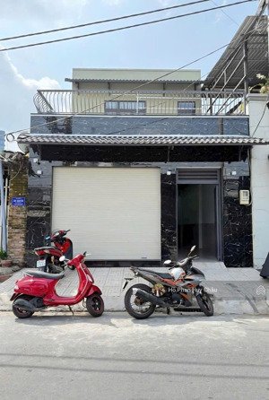 đang có thu nhập 80 triu / tháng - bán nhà mặt tiền đường ngay đại học tôn đức thắng q7