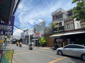 bán nhà mặt tiền tam châu 251m2 (6.3x35) chỉ: 13,5 tỷ - vị trí kinh doanh buôn bán tốt