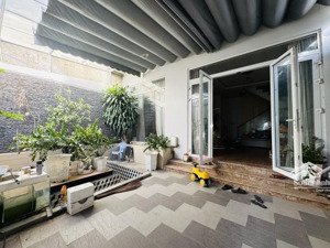 ngộp ngân hàng bán nhanh trong tháng,nhà 4 tầng thủ đức,đường xe hơi,giá đầu tư