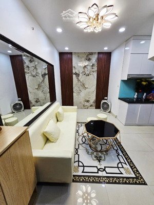 nhà đẹp ngõ thông rộng, gần phố, tiện ích bạt ngàn. dt 23m 5t mt3,2m giá 5,7 tỷ có tl