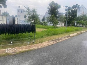 chú 7 bán gấp lô gốc sát mé sông trị bệnh,(6,2x20,5) 4tỷ395