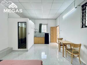 Phòng ngủ studio thóang mát ngay DH kinh tế, Bách Khoa Lý Thường Kiệt