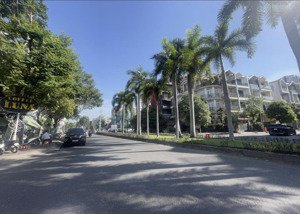 bán nhà mặt phố 76 hoàng trọng mậu, 38 tỷ, 100m2, bao đẹp giá ưu đãi