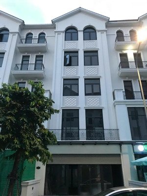bán căn t16-34 khu manhatta ngay công viên 36ha vinwonders, tp. thủ đức, thang máy lên sân thượng