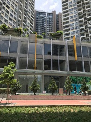 cho thuê shophouse mặt tiền 179 võ nguyên giáp - masteri an phú. đã có bank thuê, mới trả mặt bằng