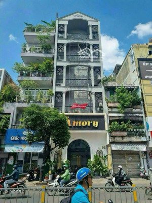 cho thuê biệt thự 2 mặt tiền trương định góc lê thánh tôn quận 1