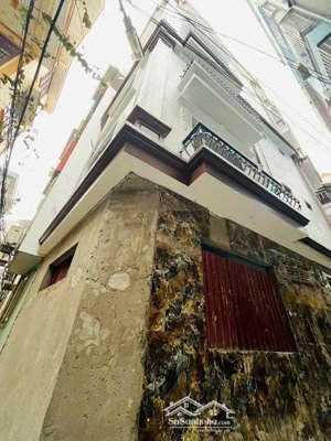 tây sơn - đống đa. lô góc , thang máy, ô tô đỗ cửa. 38m - 7 tầng - mt 8.5m - giá 17 tỷ