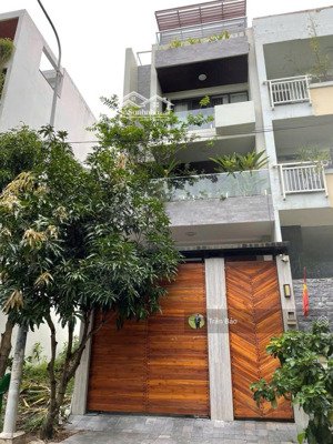 tin thật 100%. chỉ 31 tỷ. có ngay nhà đẹp khu compound gần sông ở trần não - quận 2. 6x23m cn:135m2