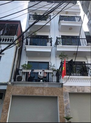 cho thuê nhà việt hưng long biên ô tô đỗ cửa nhà mới đủ đồ